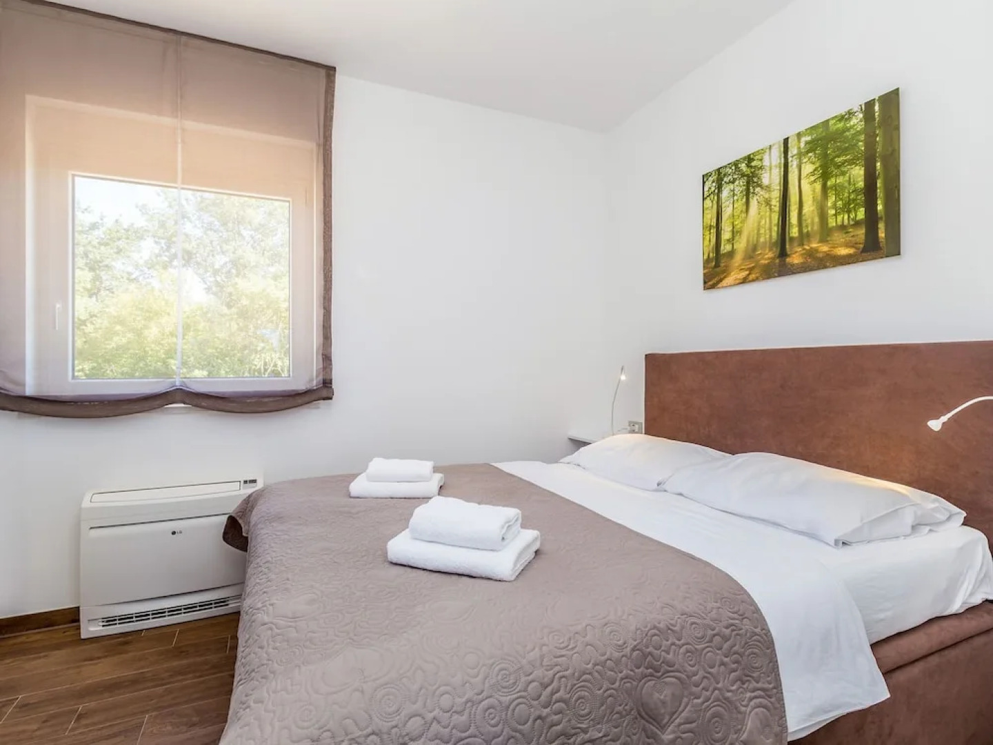 Scenic Villa in Linardi?i With Private Swimming Pool