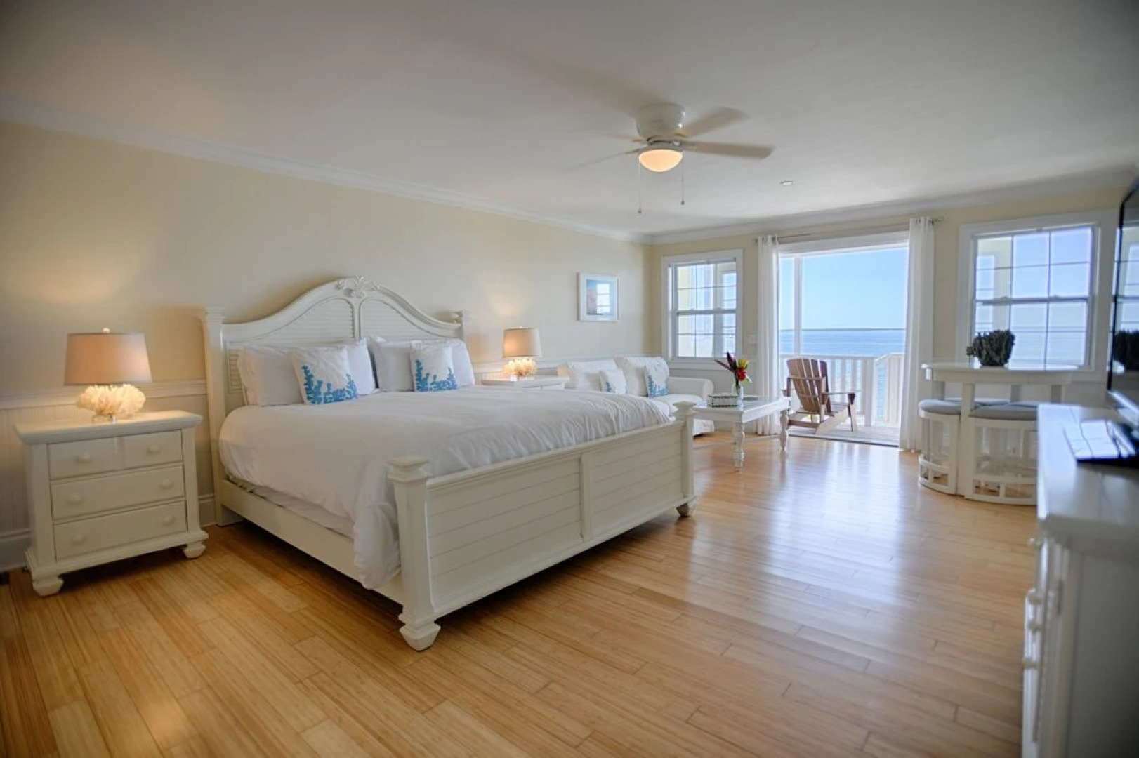 Bluff House Beach Resort & Marina