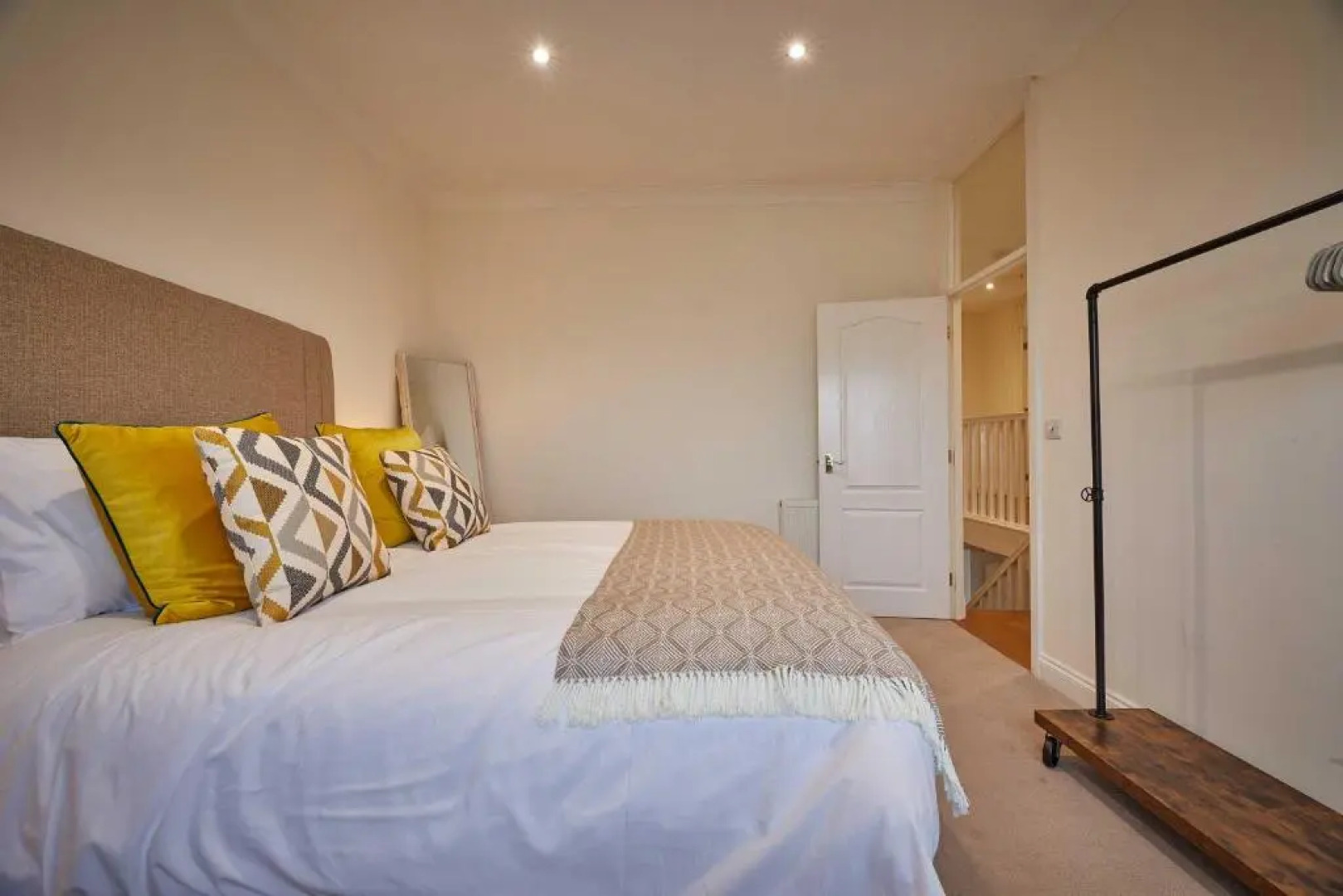 Host Stay Strathview