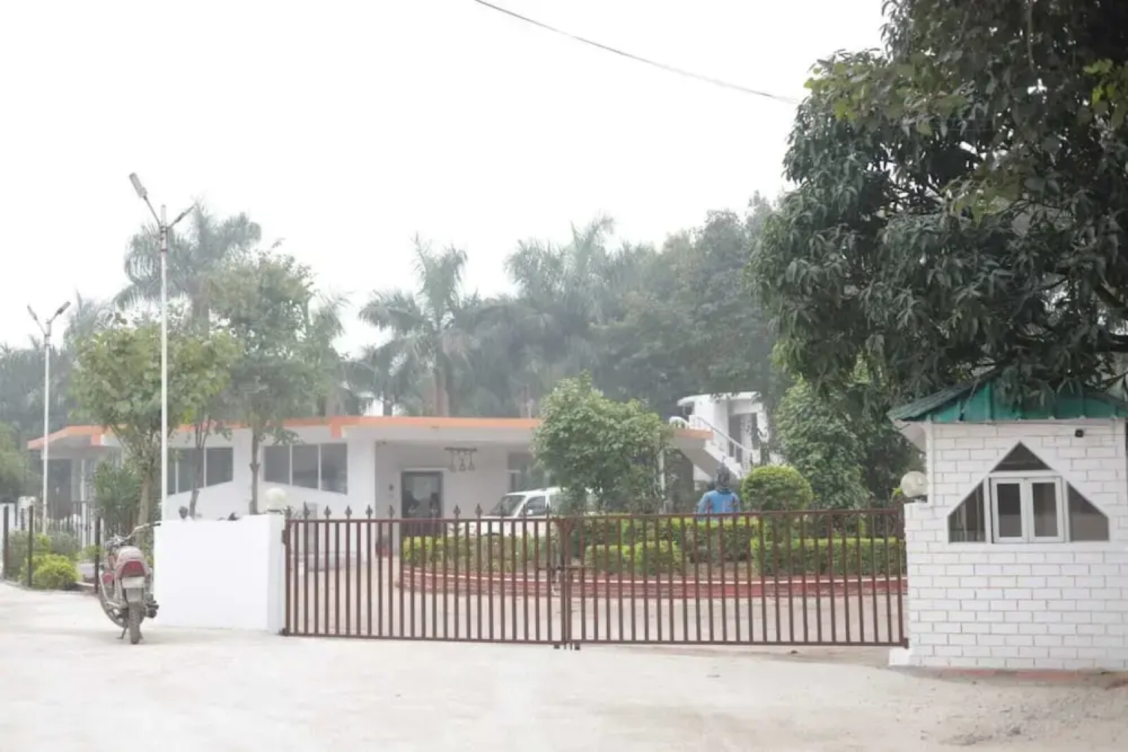 Shri Krishna Jungle Resort