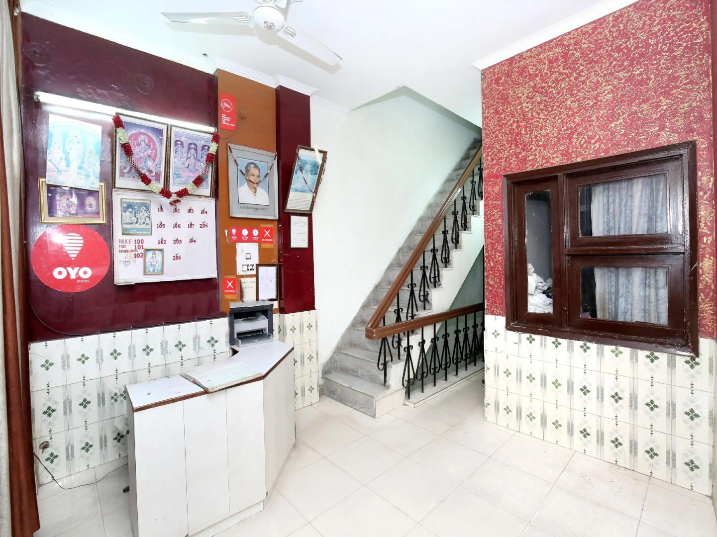 OYO 12163 Hotel Aaryan