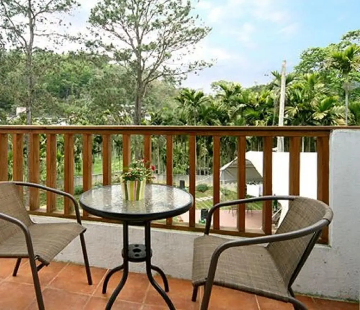 Nunu Haus Guest House