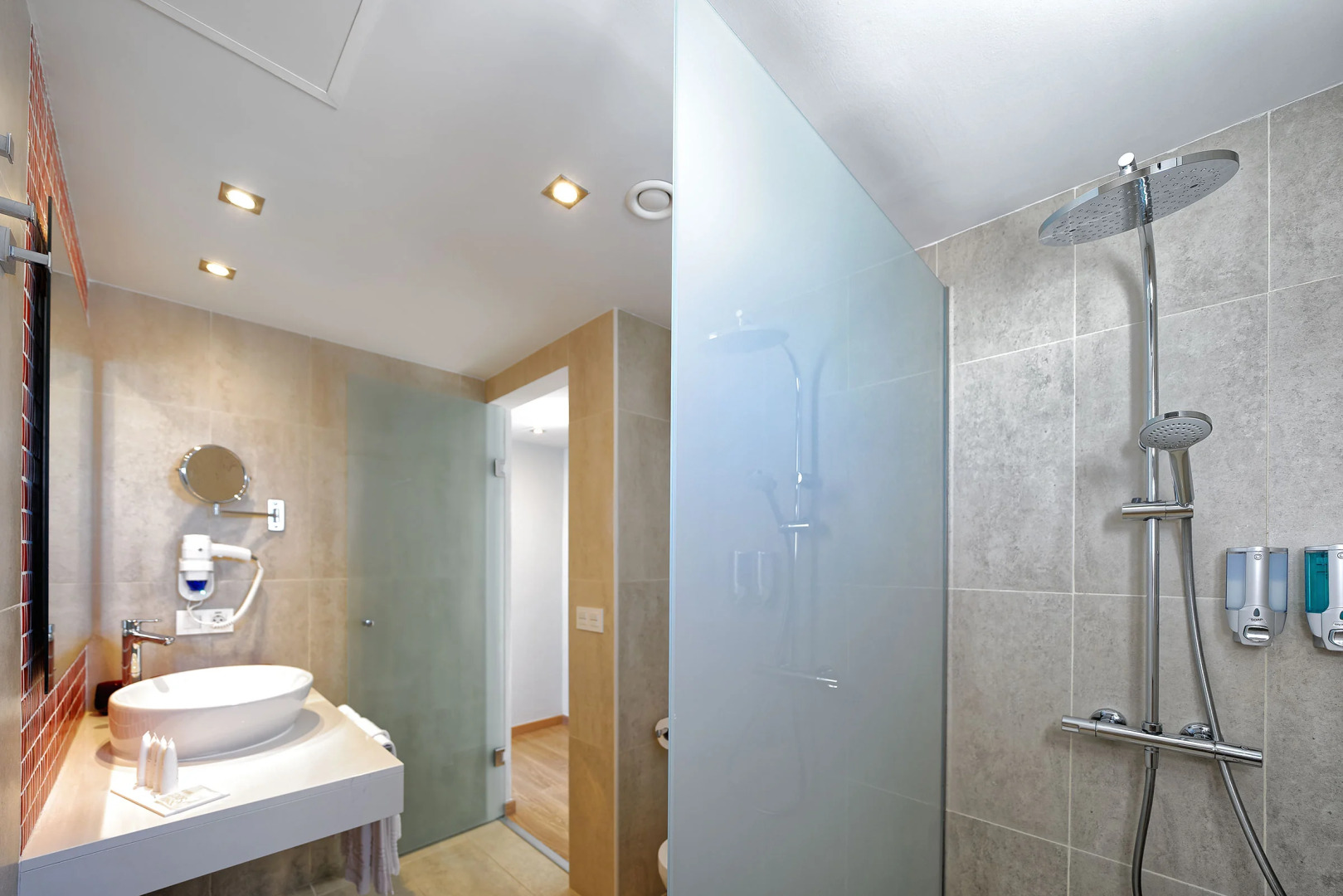 Aequora Lanzarote Suites