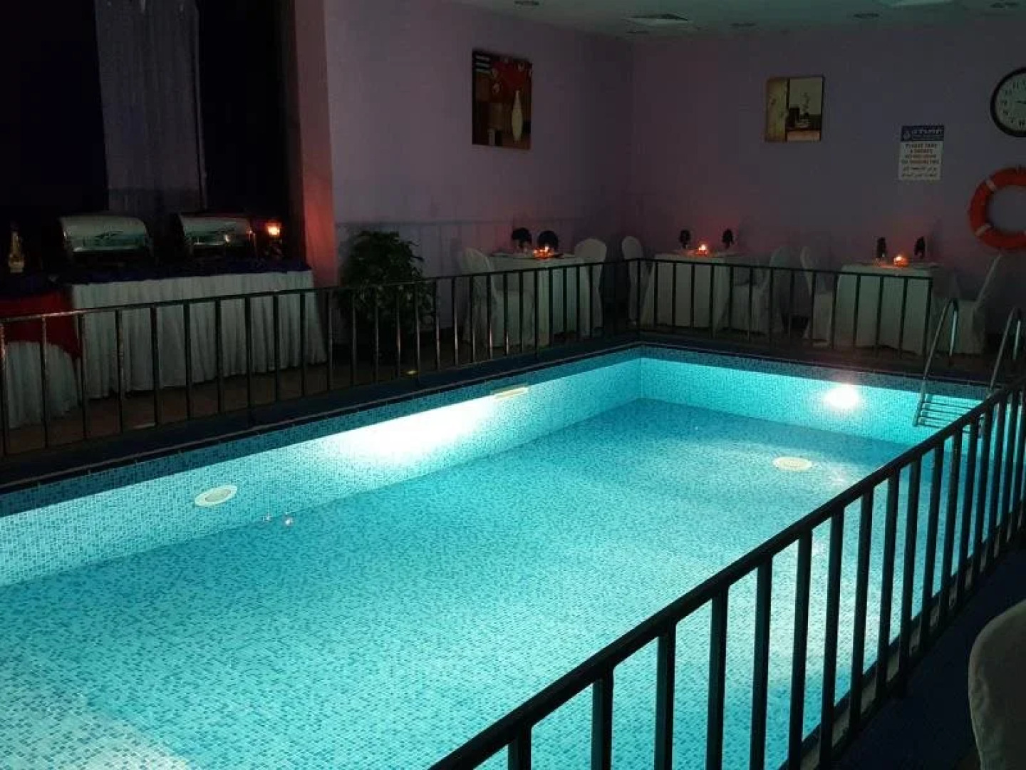 Al Thuriah Hotel Apartment