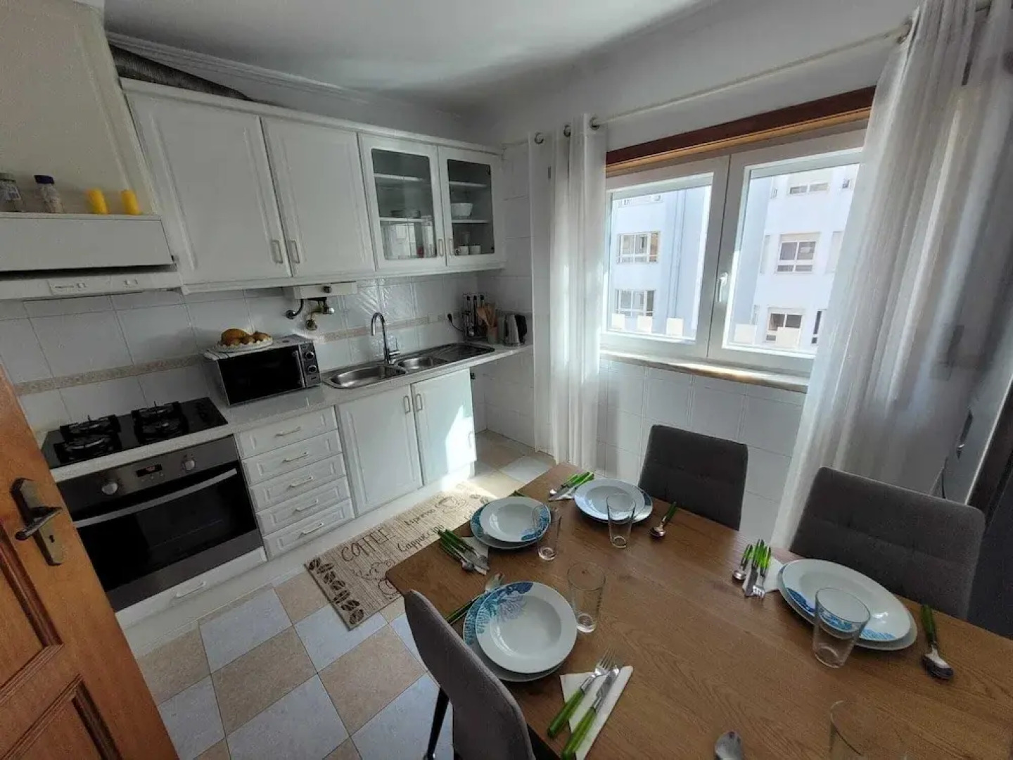 Mouro Rivers House - Remarkable 3-bed Apartment