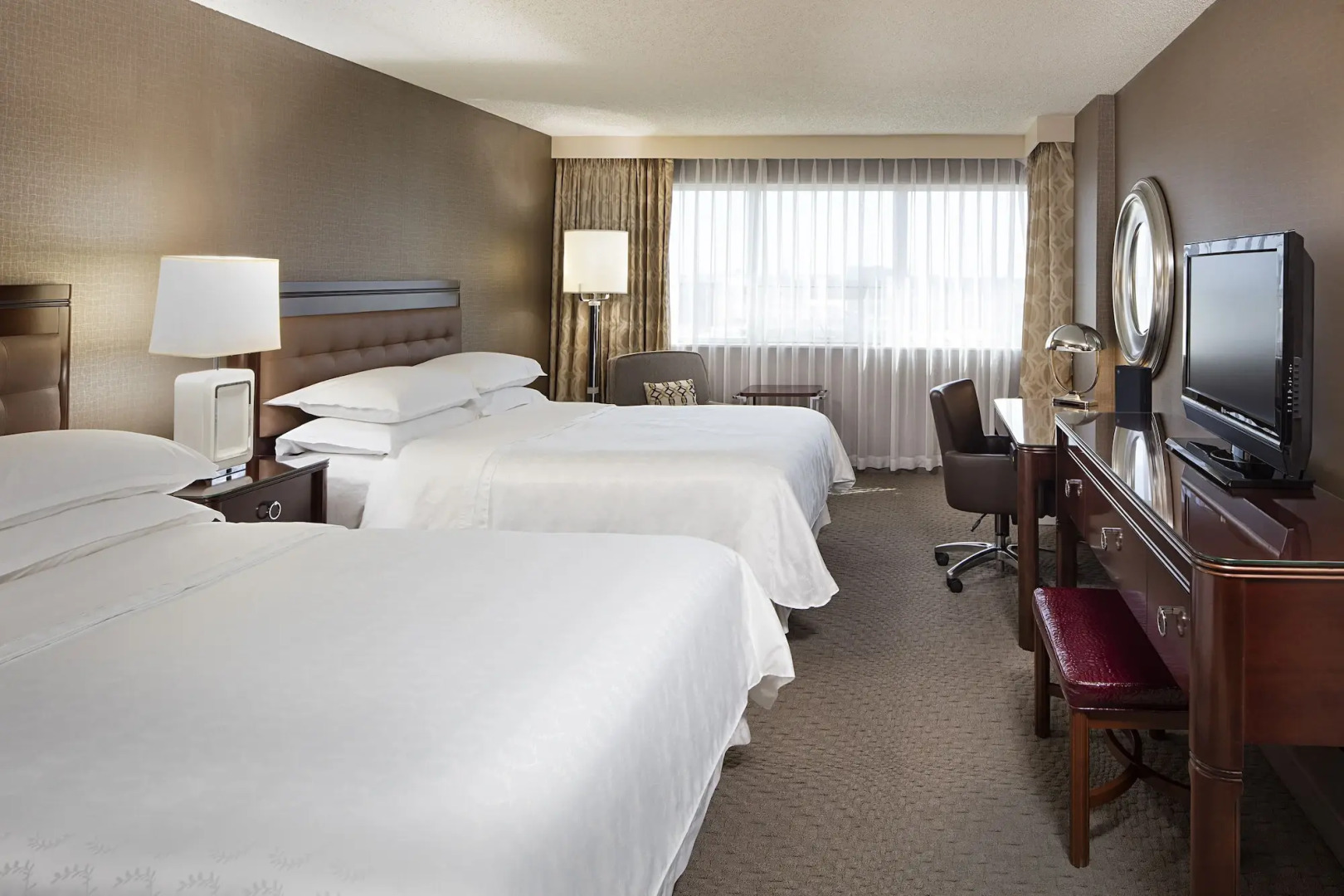 Sheraton Cavalier Calgary Hotel