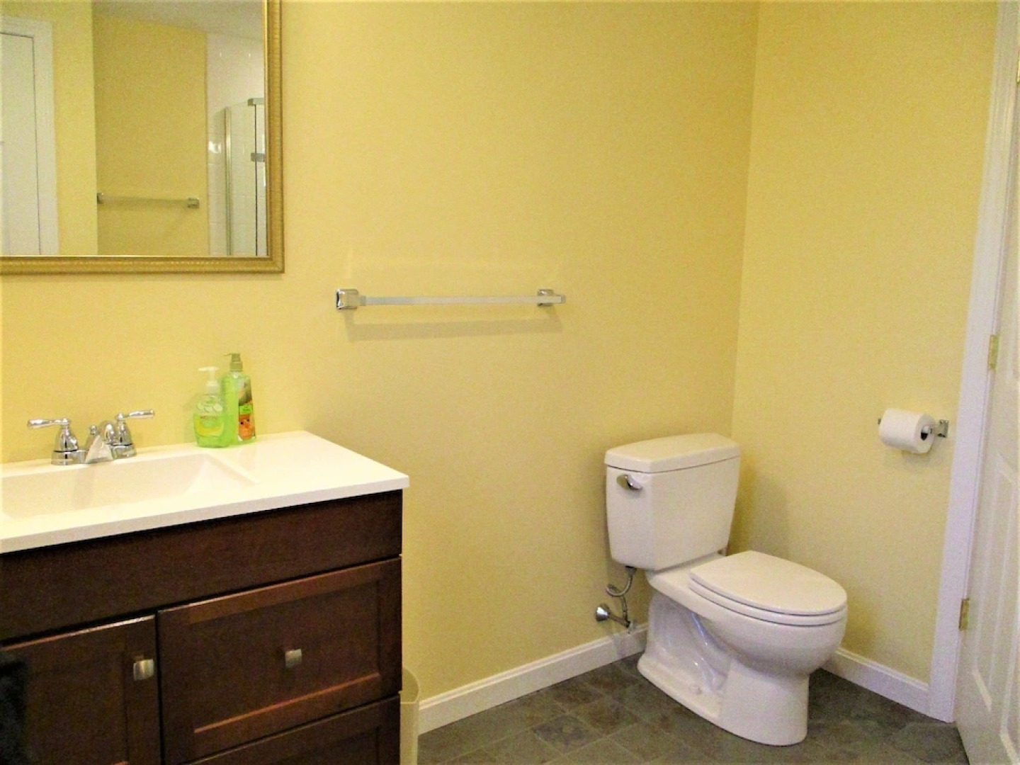 12 Areys - 4 Bedroom House