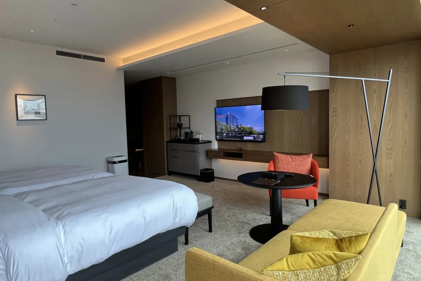 Tiad, Autograph Collection