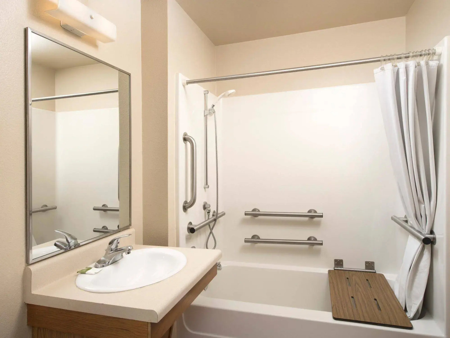 Extended Stay America Select Suites - Colorado Springs - Airport