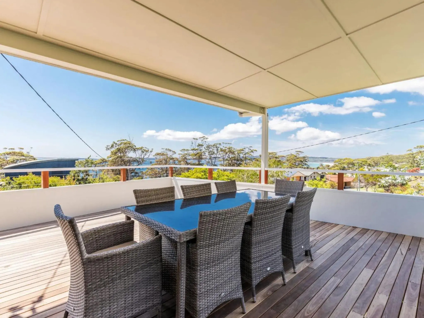 Unwind at Hyams Beach 4pm Check Out Sundays