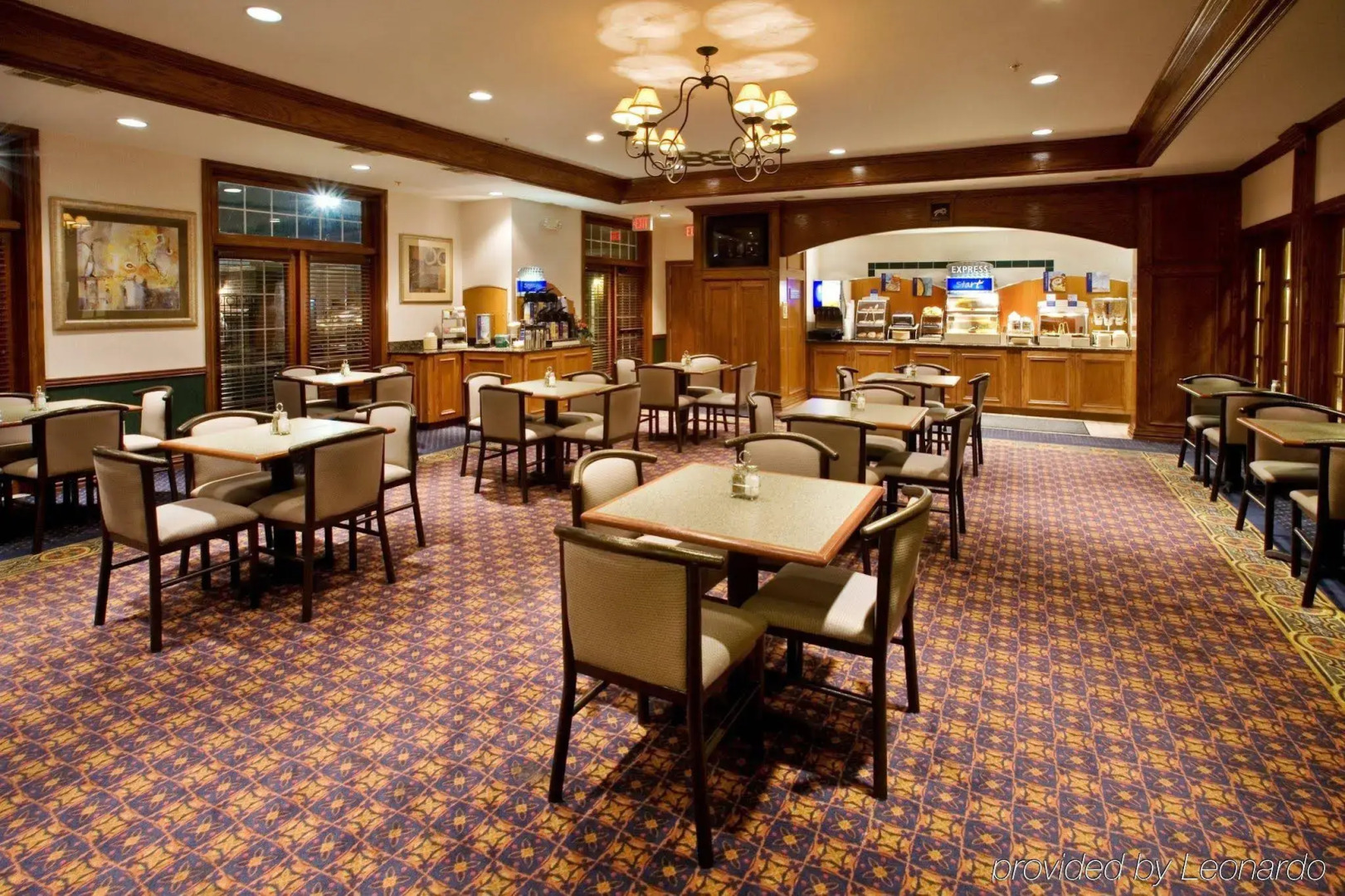 Holiday Inn & Suites Dallas-Addison by IHG