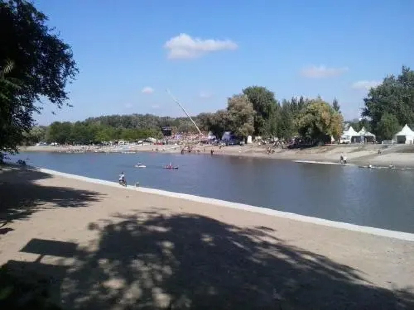 Amstel Hattyú Fogadó és Amstel Cafe & Restaurant