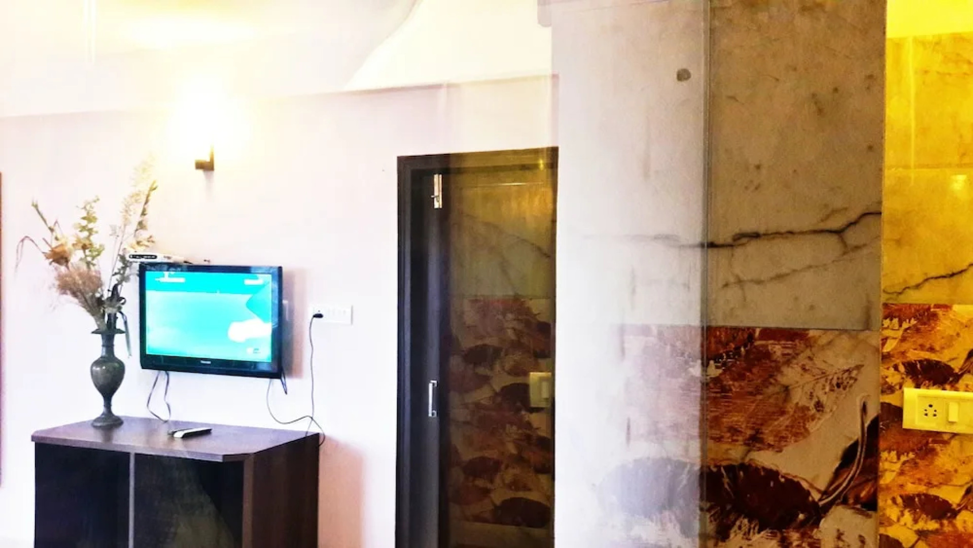 Sun N Snow ( Majestic View )