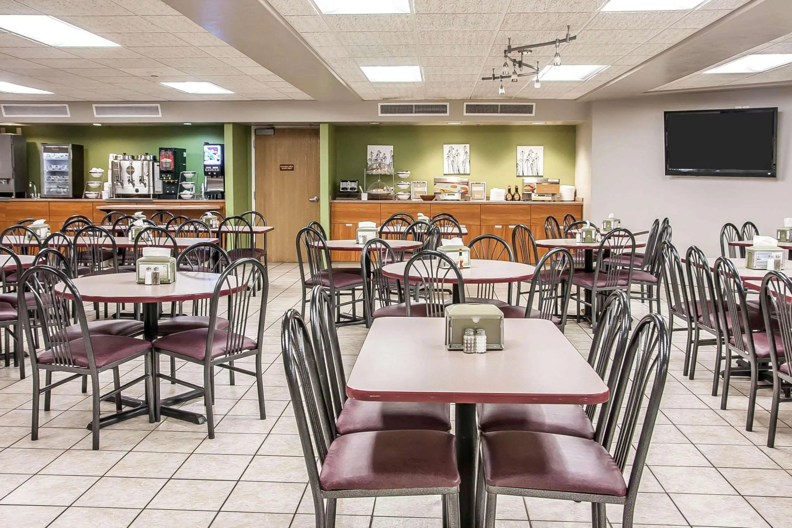 Sleep Inn & Suites Conference Center and Water Park