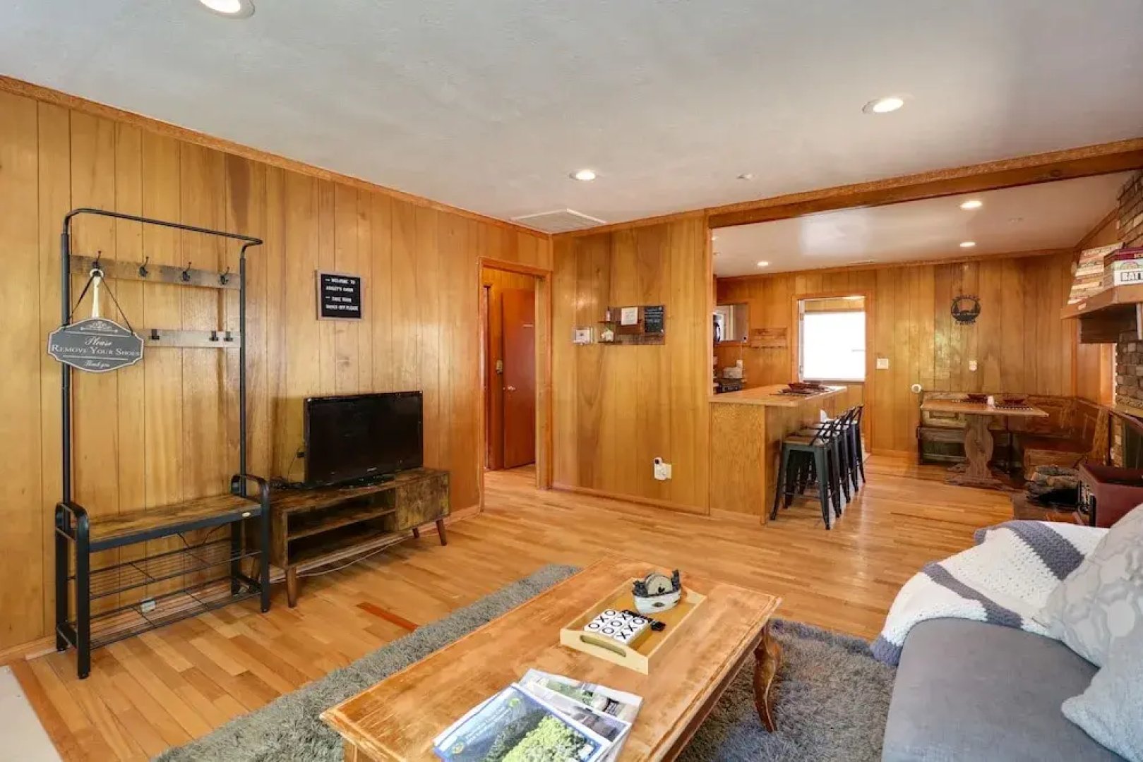Wrightwood Cabin ~ 4 Mi to Mtn High Resort!