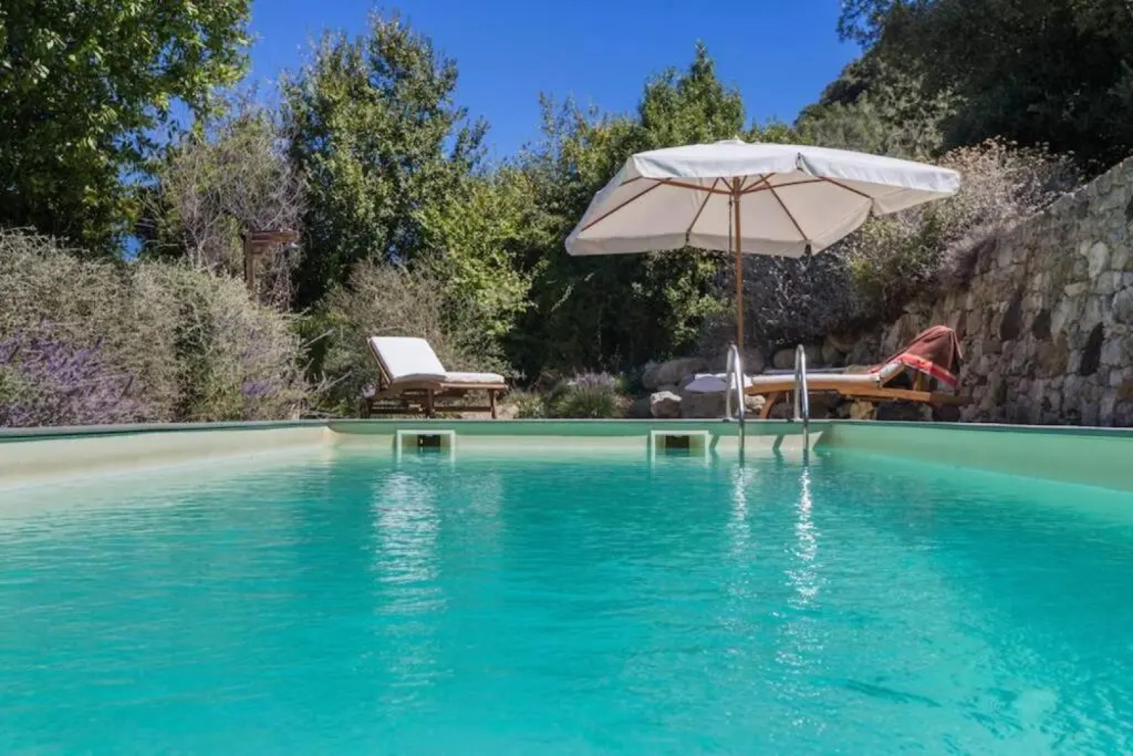 Amazing villa 2Km from the beach