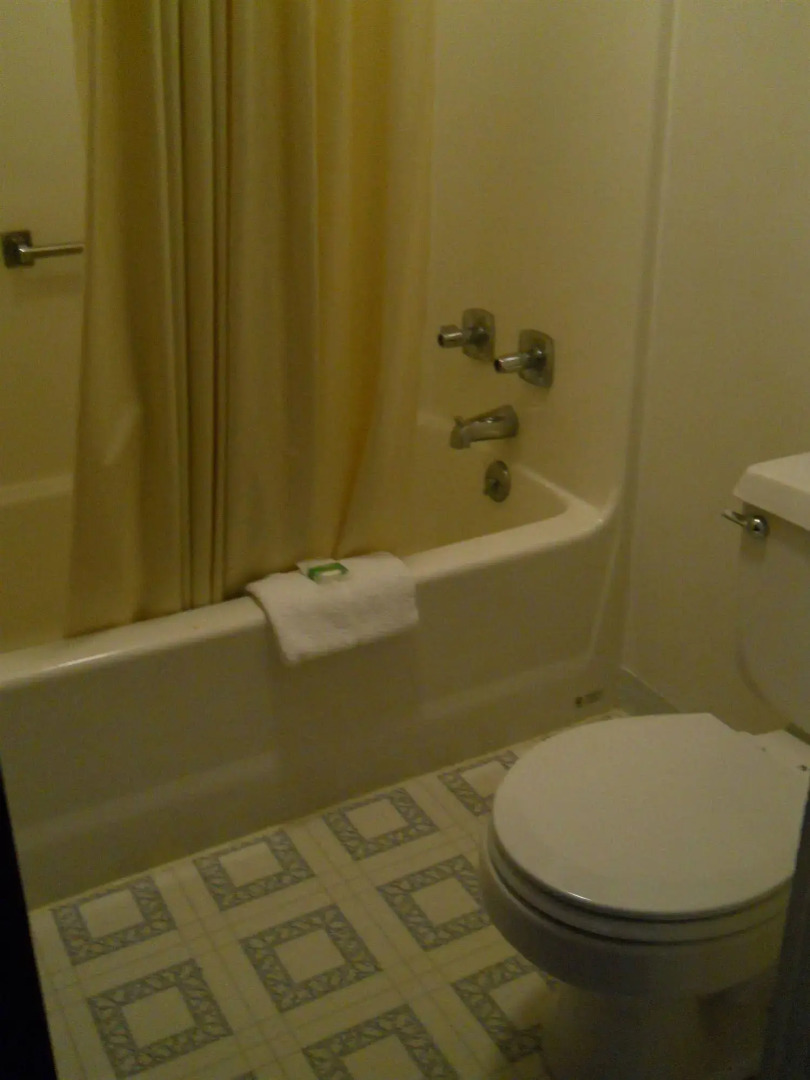 Value Inn Milwaukee Airport South