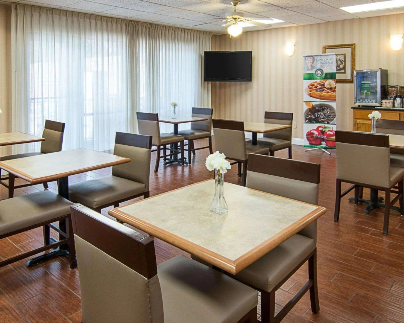 Quality Inn Magnolia