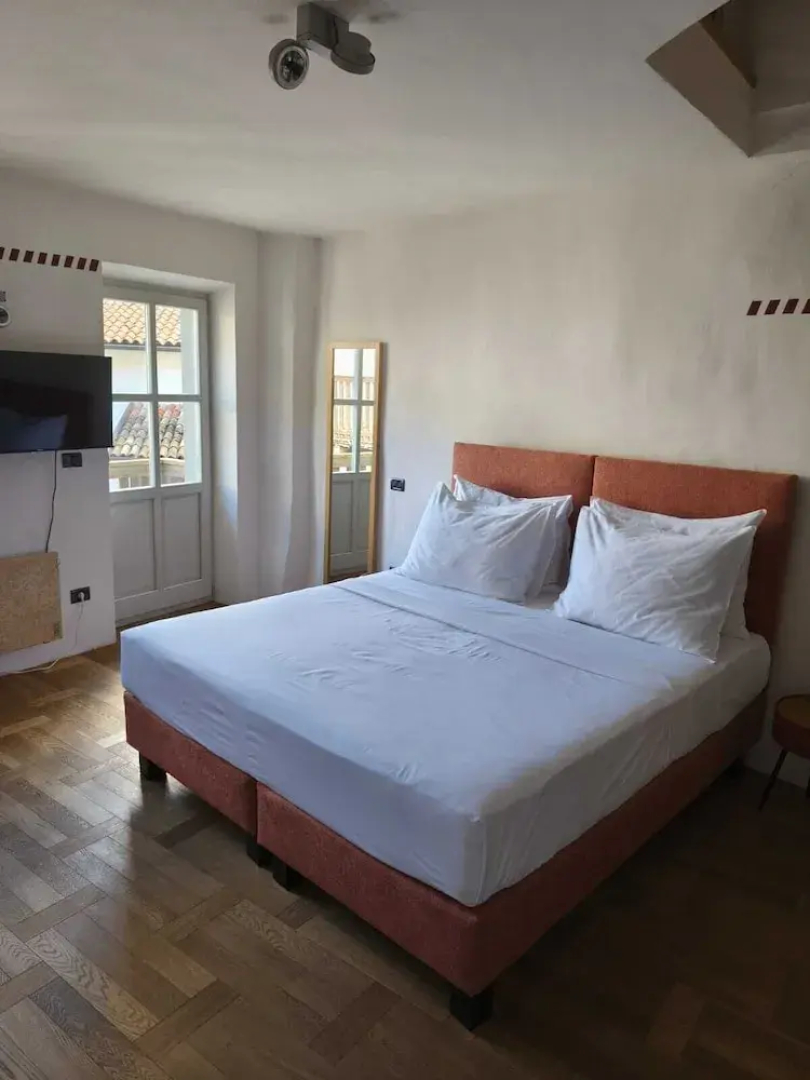 SMARTnoOK Rooms & Apartment