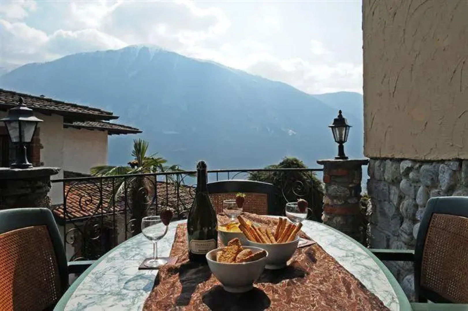 Villa Magnolia Apartments