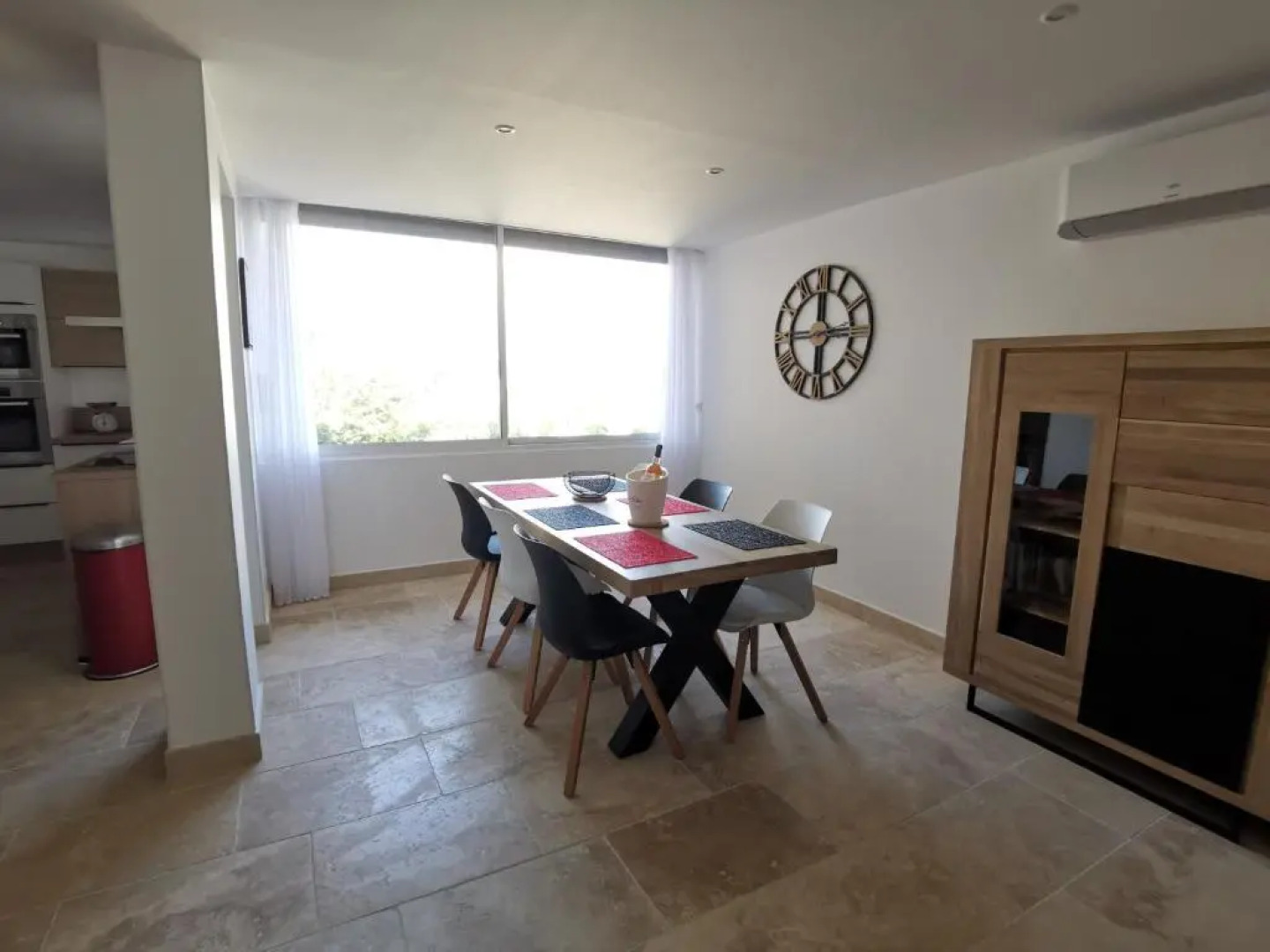 Grand T3 85 m2 situé à 15 min à pied des plages