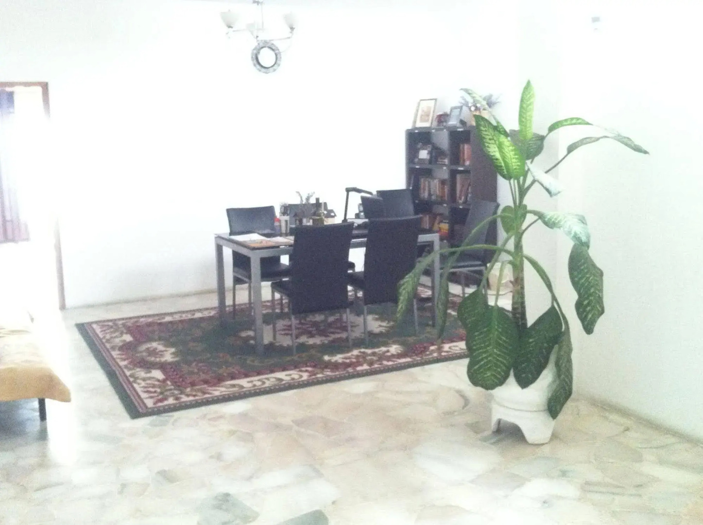 La Victoria Guest House