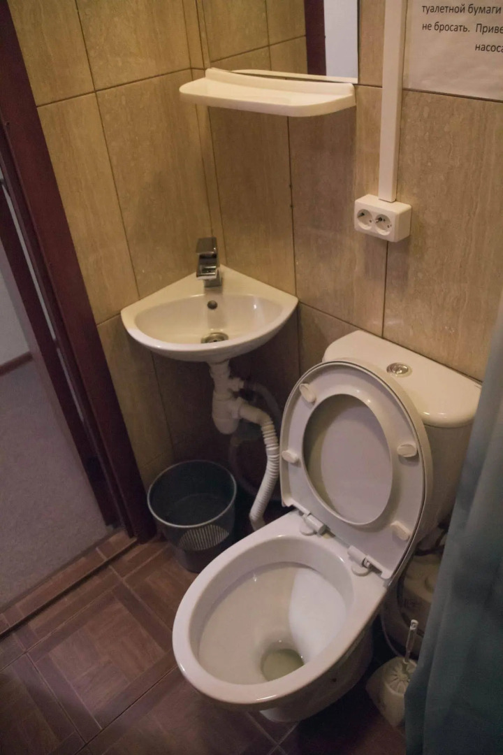 Меблированные комнаты АХ на Комсомольской 