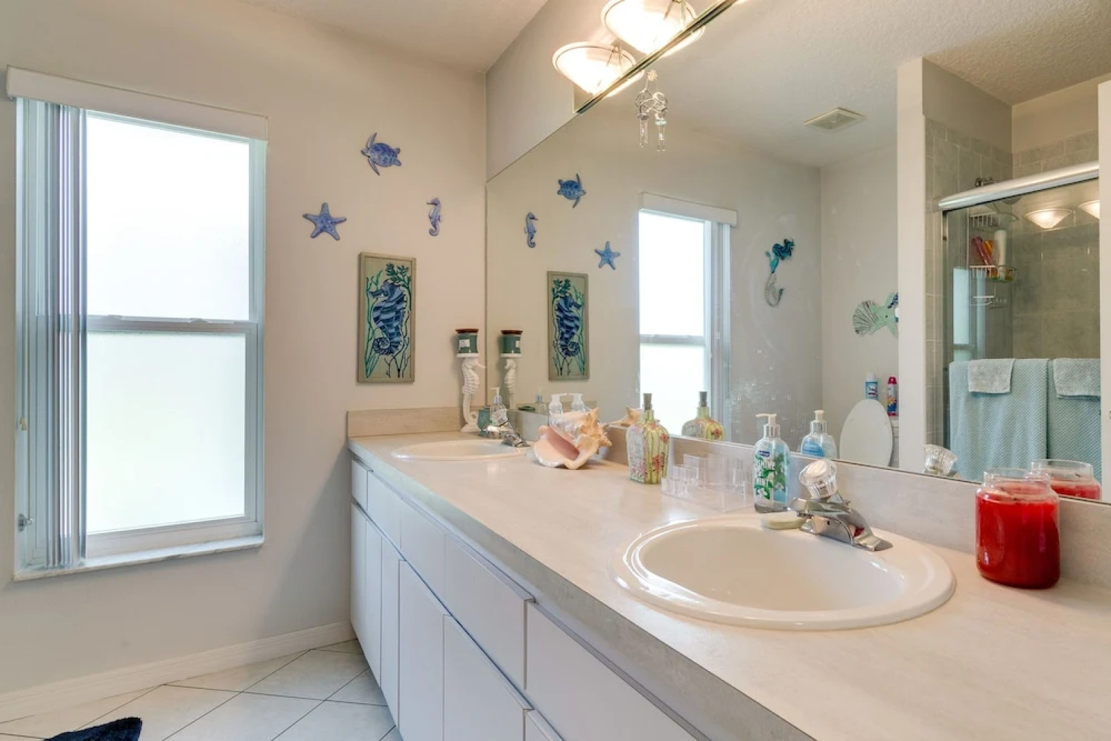 Spring Hill Home - Pool, Grill & Golf Course Views