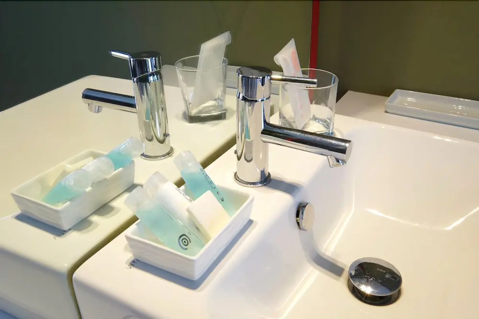 Magno Suites