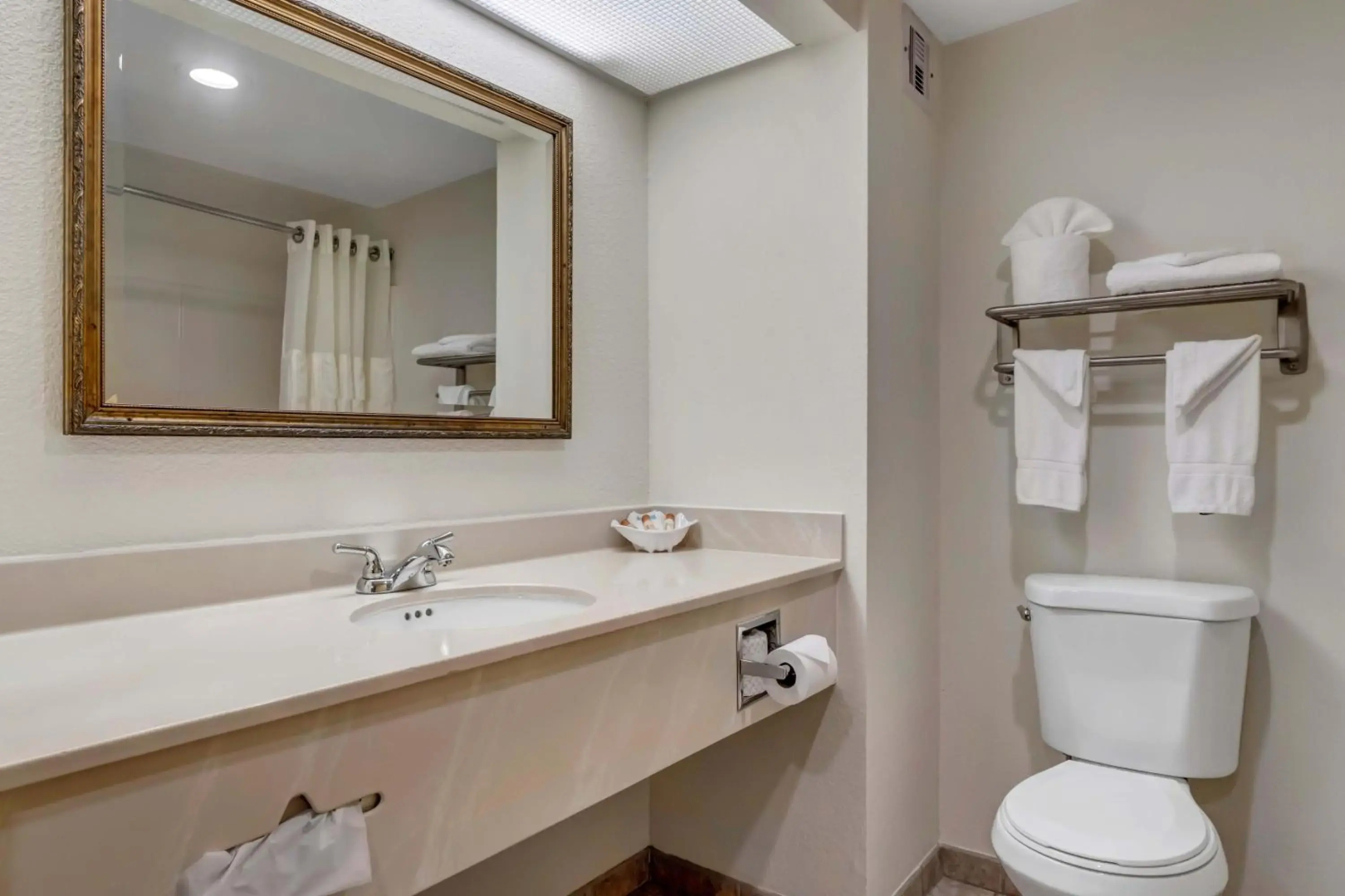 Hutchinson Island Hotel