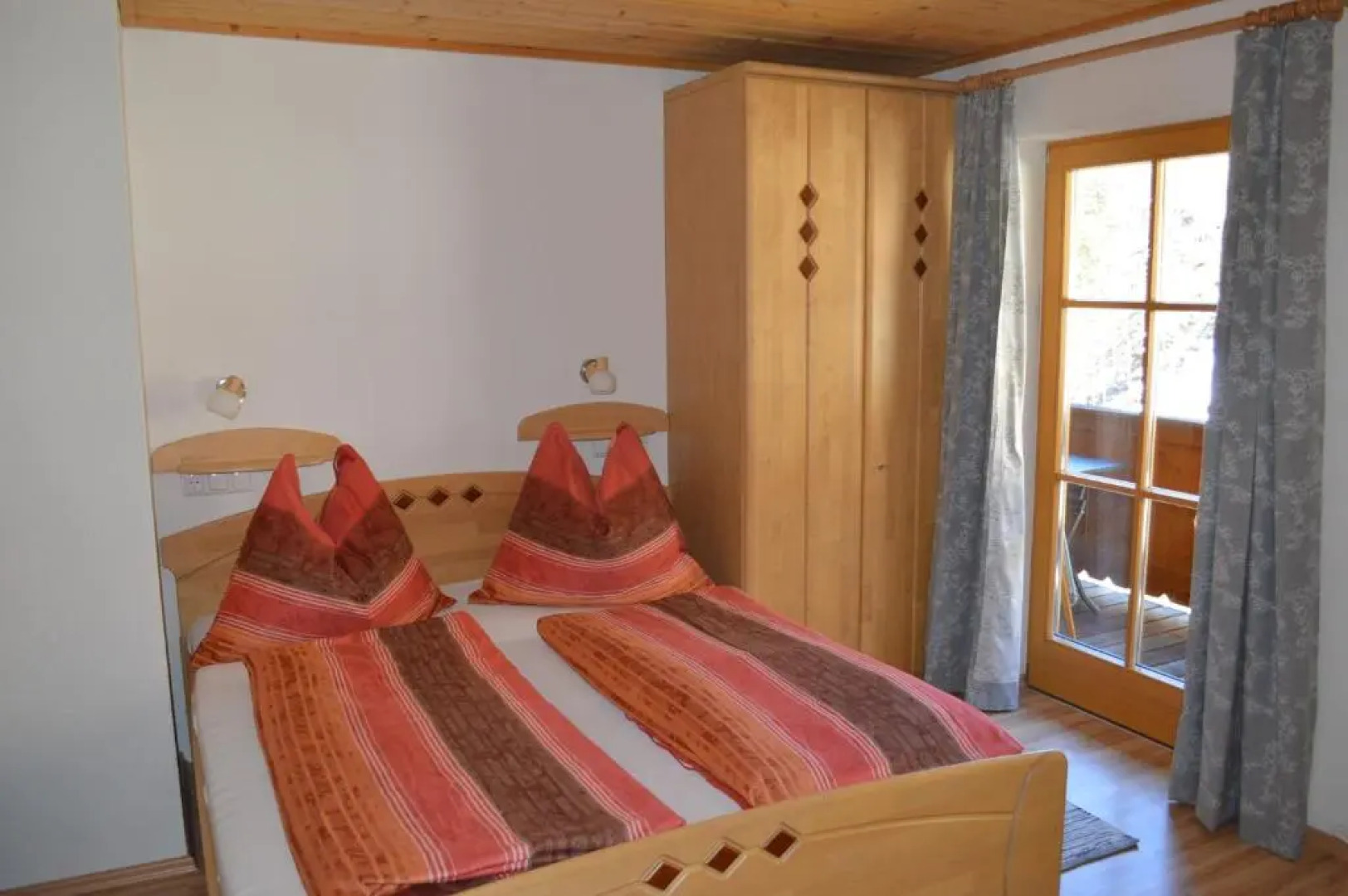 Ferienwohnungen Niederarnigerhof Familie Bauernfeind