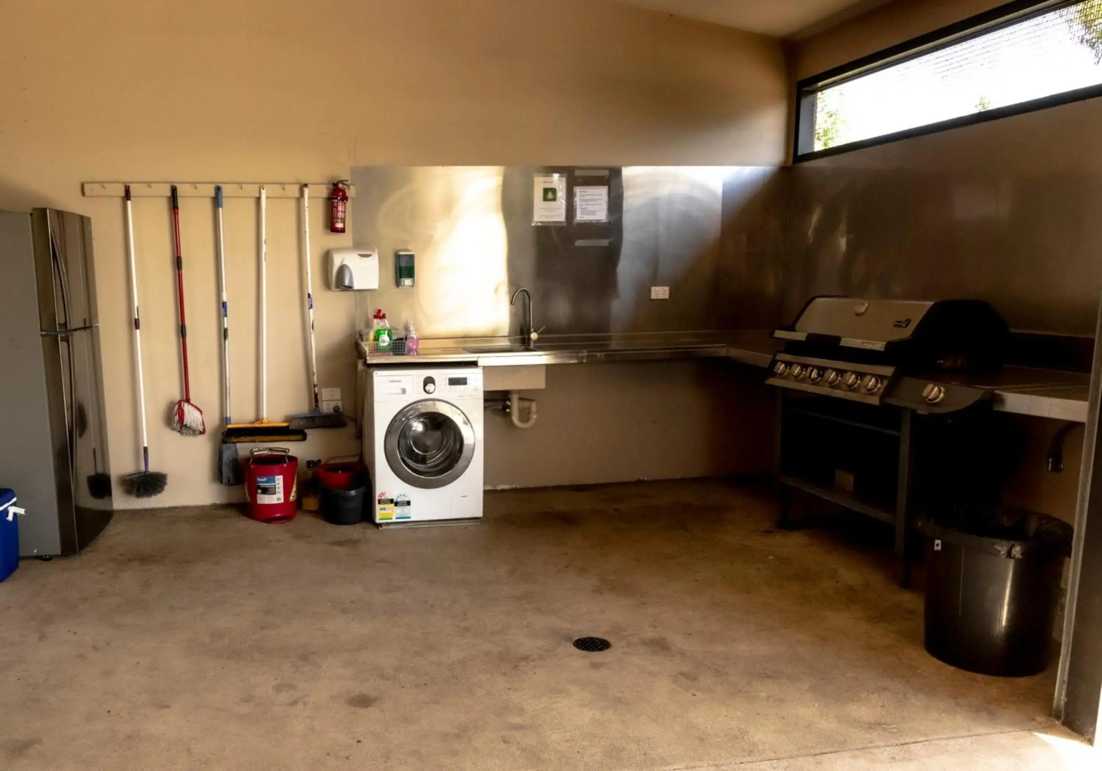 Bellarine Lodge Sleeps 30
