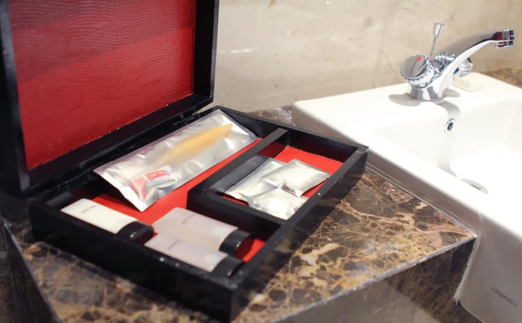 The Grantage Hotel & Sky Lounge