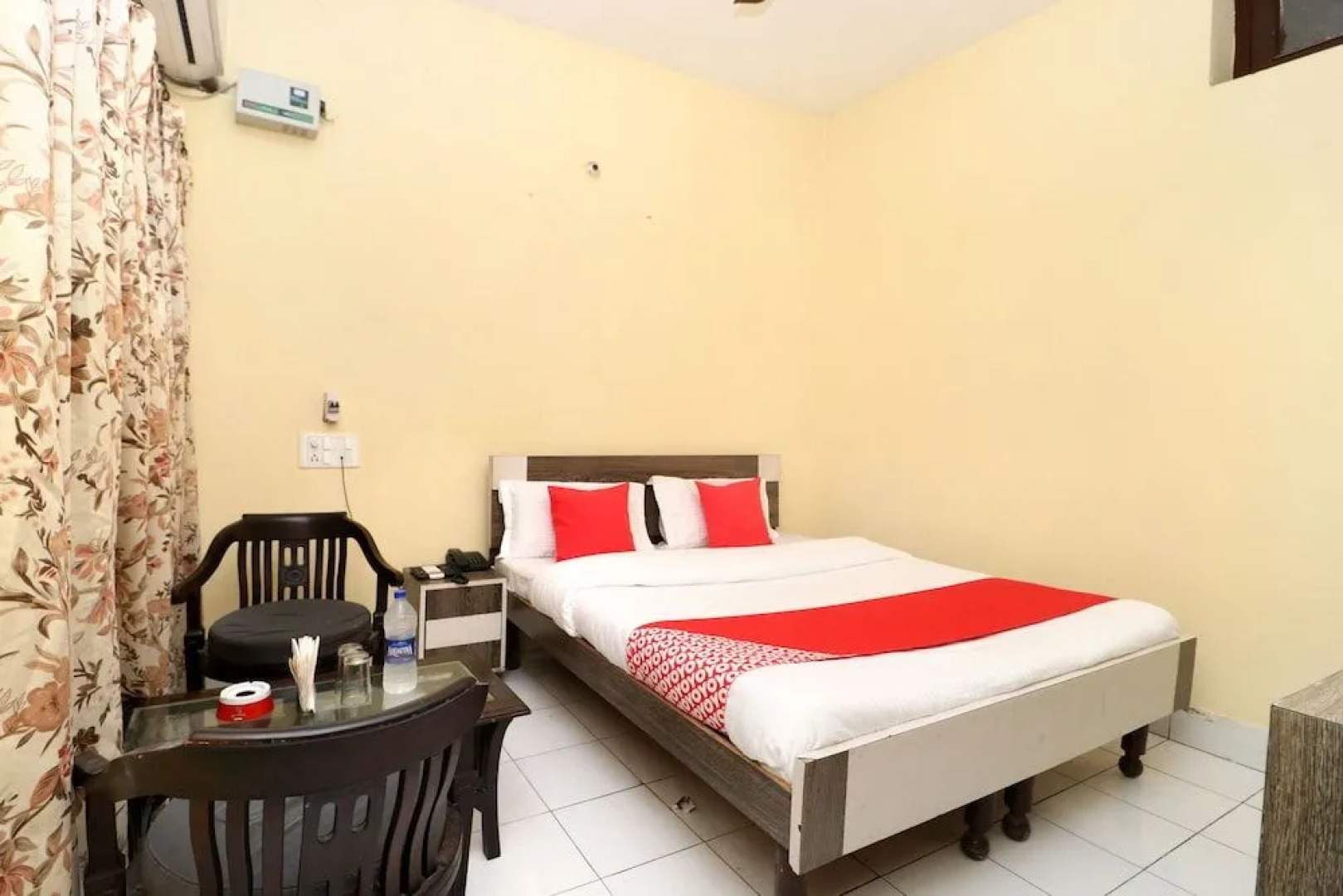 Oyo 30127 Hotel Sabina International