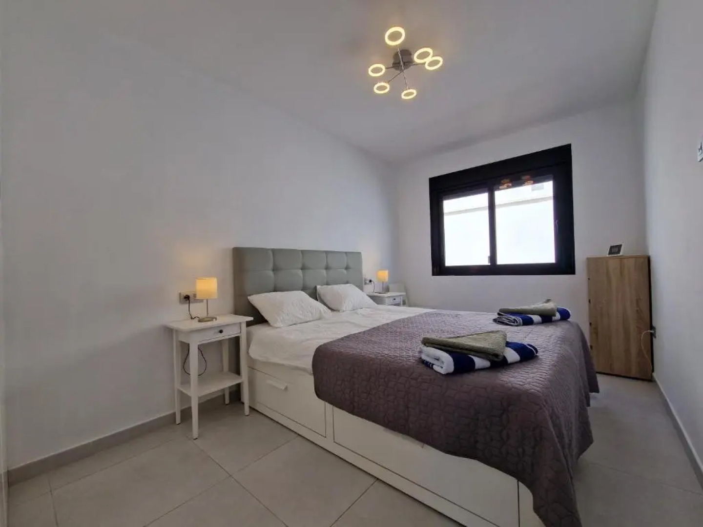 Lo Pagan Holiday House