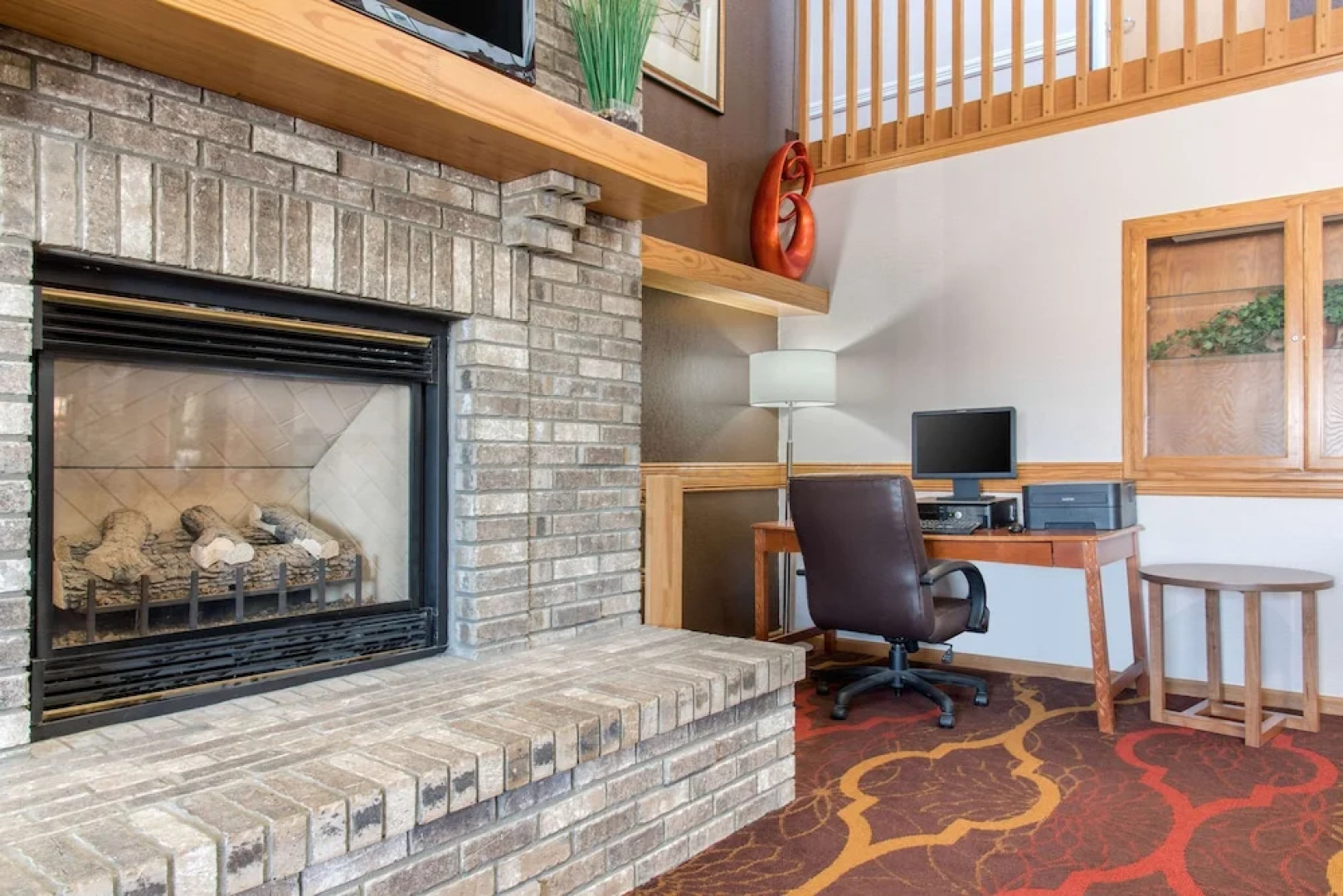 Asteria Inn & Suites