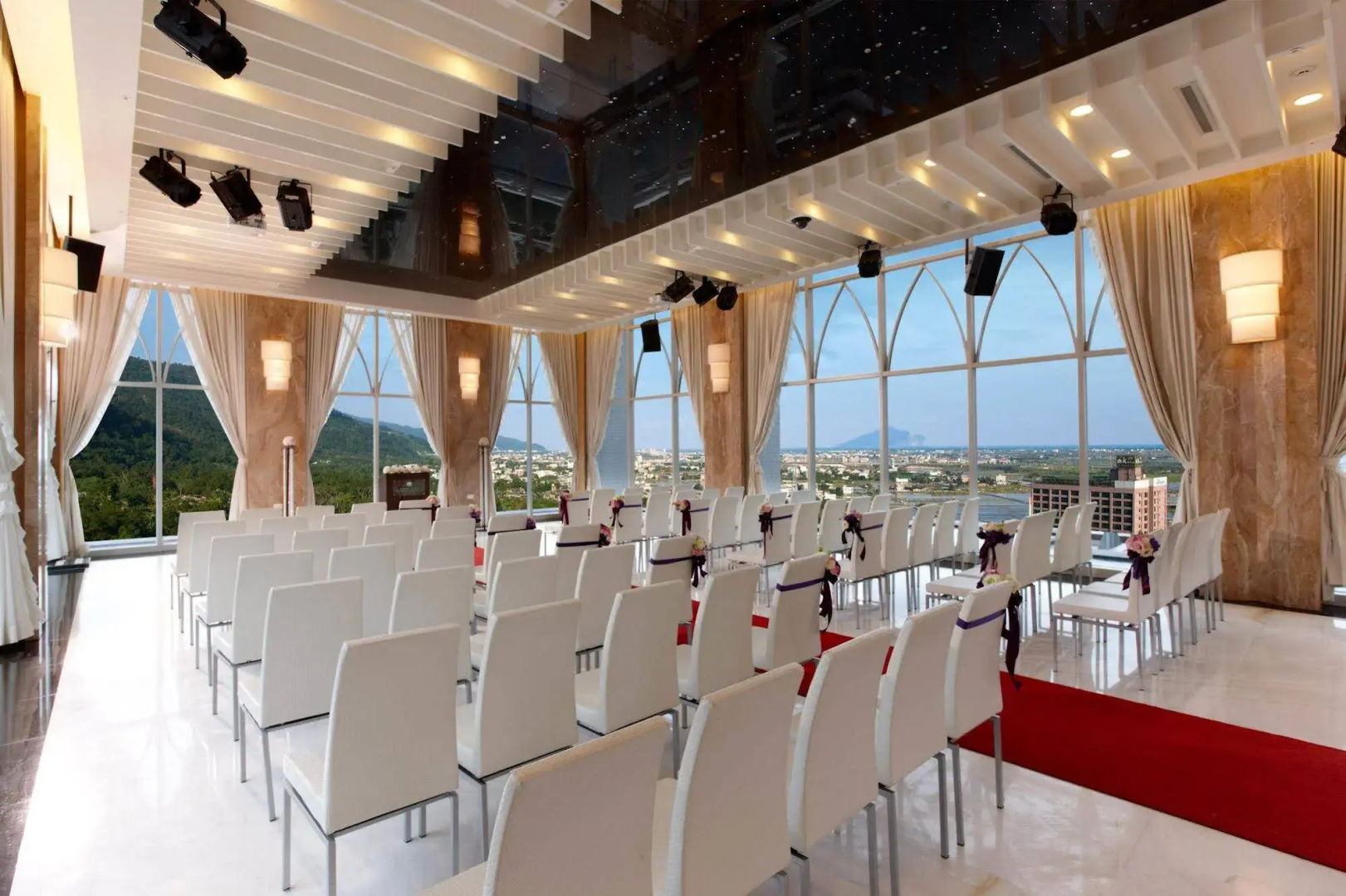 Evergreen Resort Hotel (Jiaosi)