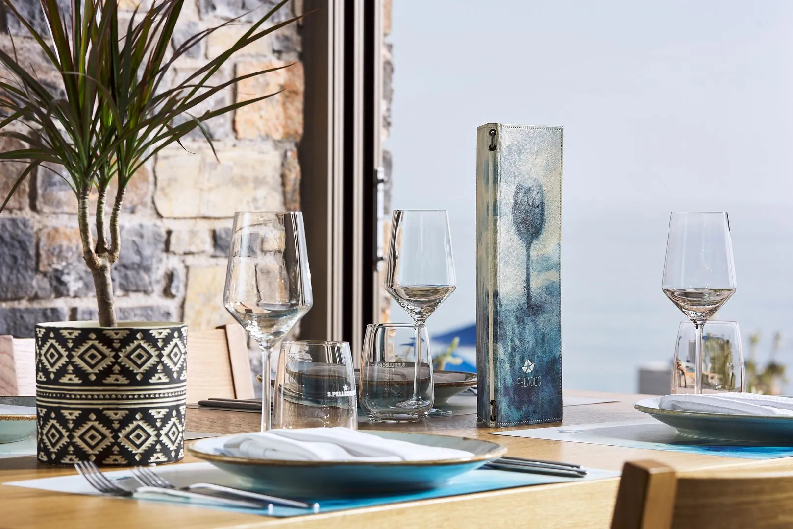 Coriva Beach Hotel & Bungalows