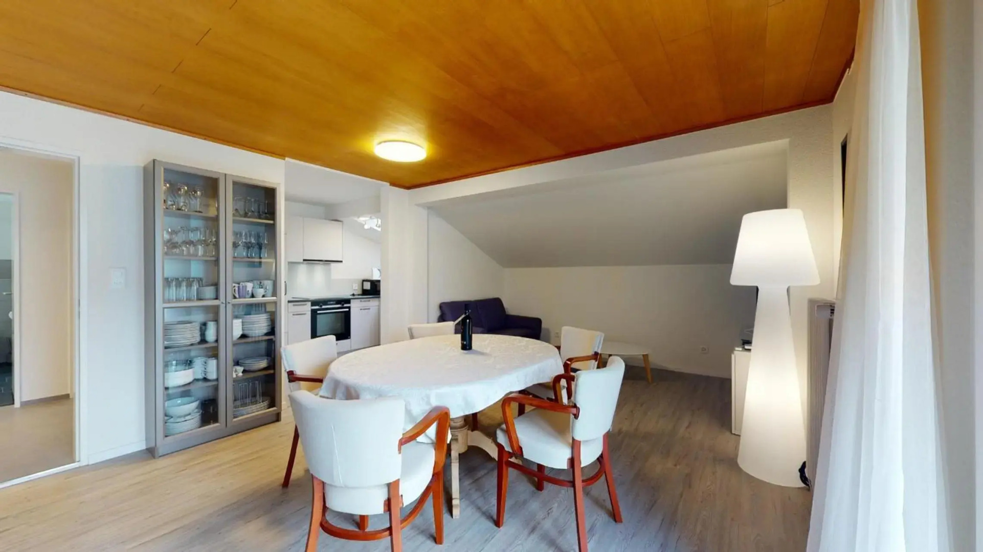 Modern and charming apartment on the shores of Lake Lucerne