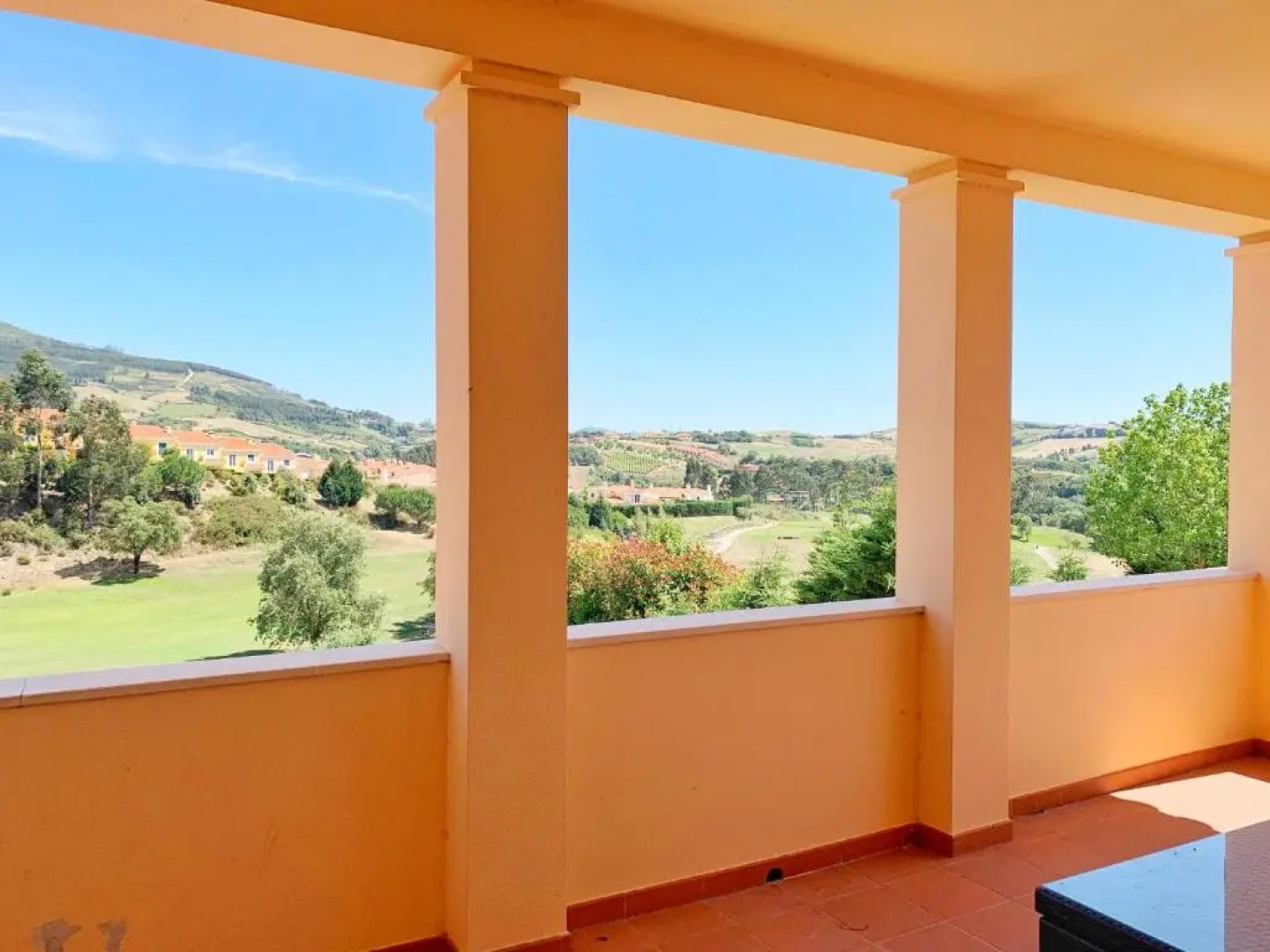 Villa with swimming pool in Golf Resort
