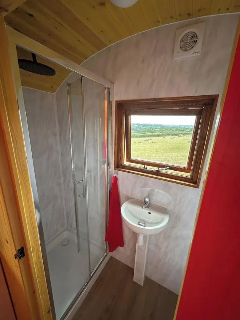 Shepherds hut Near Bath