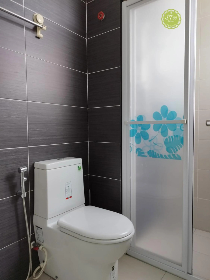 Oscar 4 pax- Mount Austin-Netflix -Ikea Toppen-Jusco