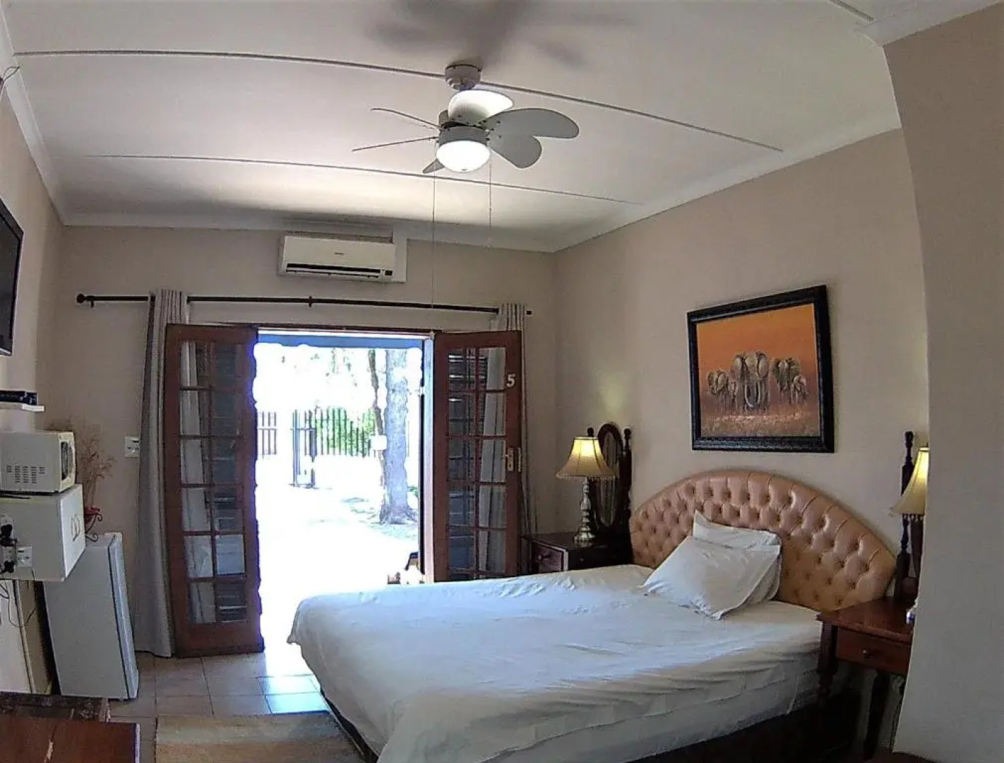 Kuru-Kuru Guesthouse