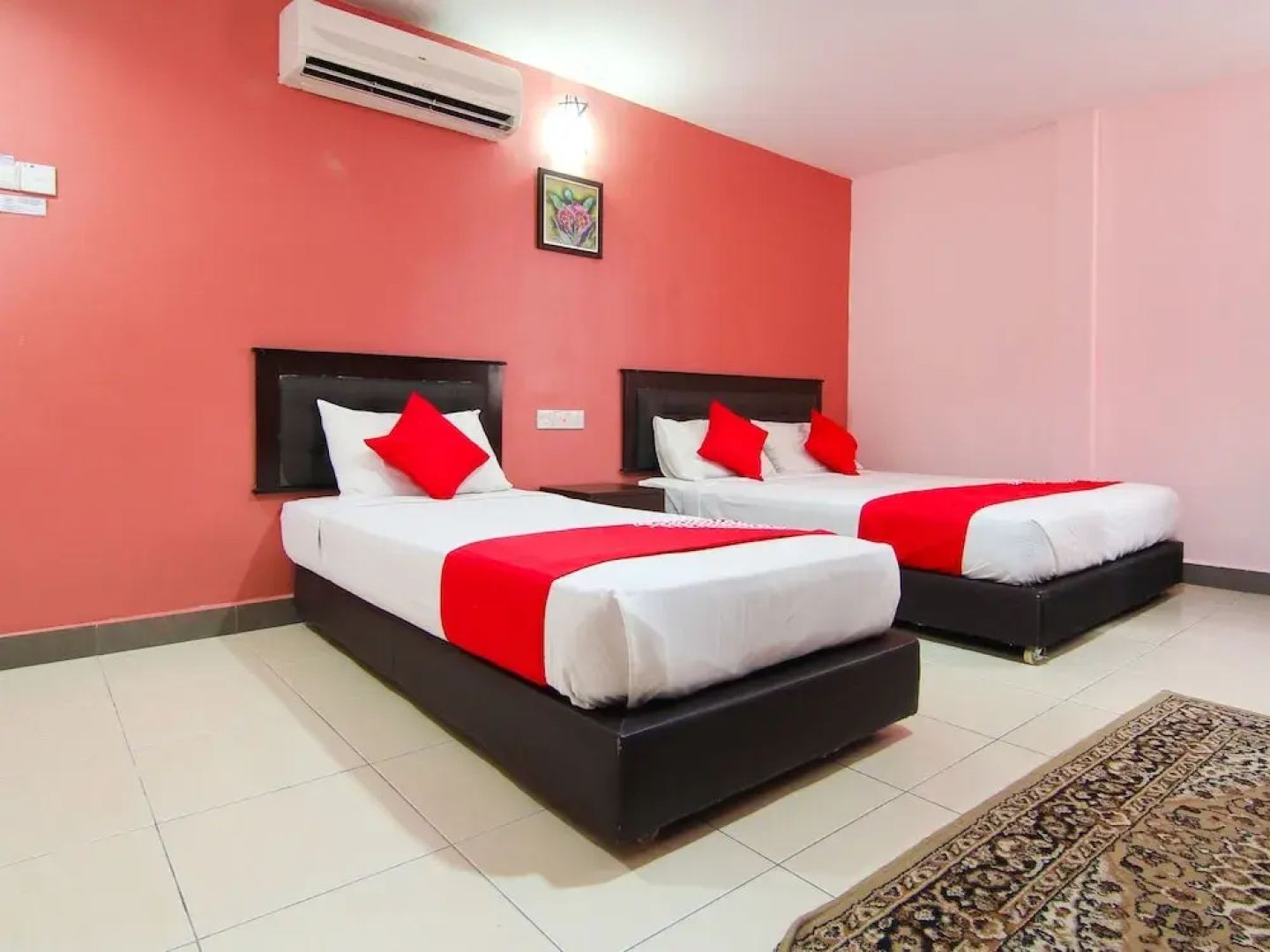 OYO 11343 Hotel Putra Iskandar