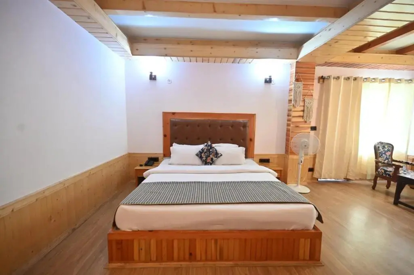 The Woodward Two By Oyo Room