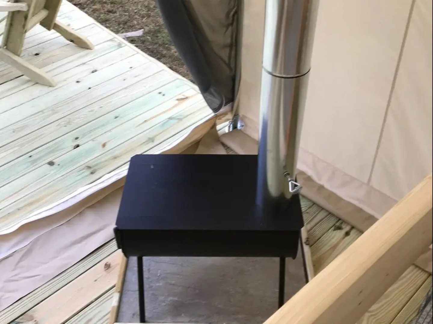 Tentrr - Middle Mountain Meadow - Campsite