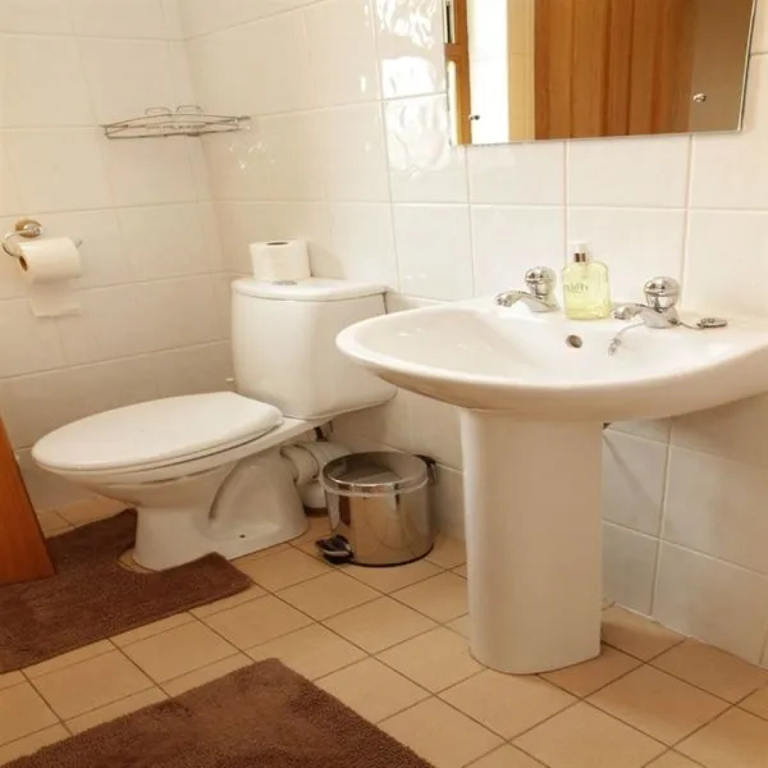 Kilmail Country Chalet