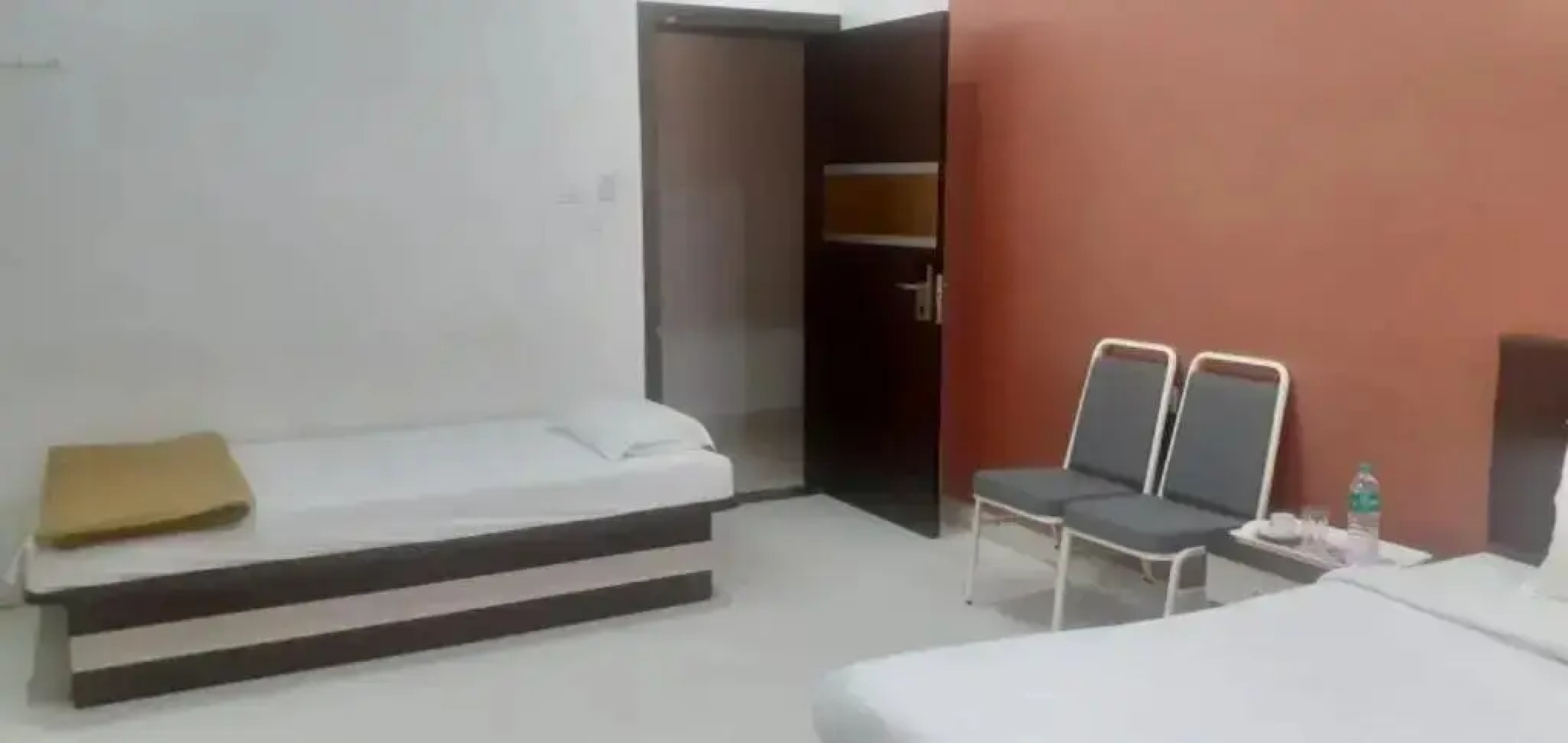 Priyanka Residency by OYO Rooms