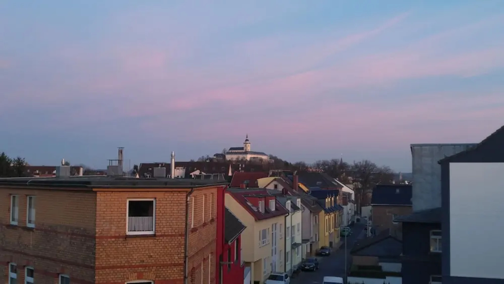 100 m2 - 3 room apartment