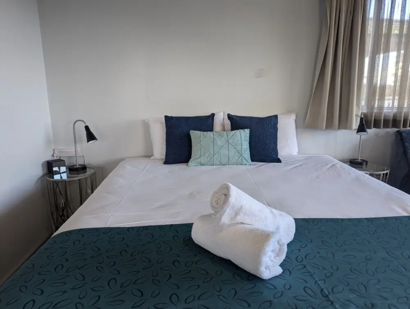 Haven Waters Motel & Apartments